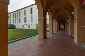 Tranquil Elegance in the Heart of Pisa - Historic Convent Apartment